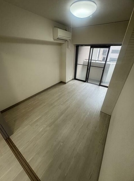 神奈川県横浜市中区日ノ出町１丁目 内観写真（リビング）