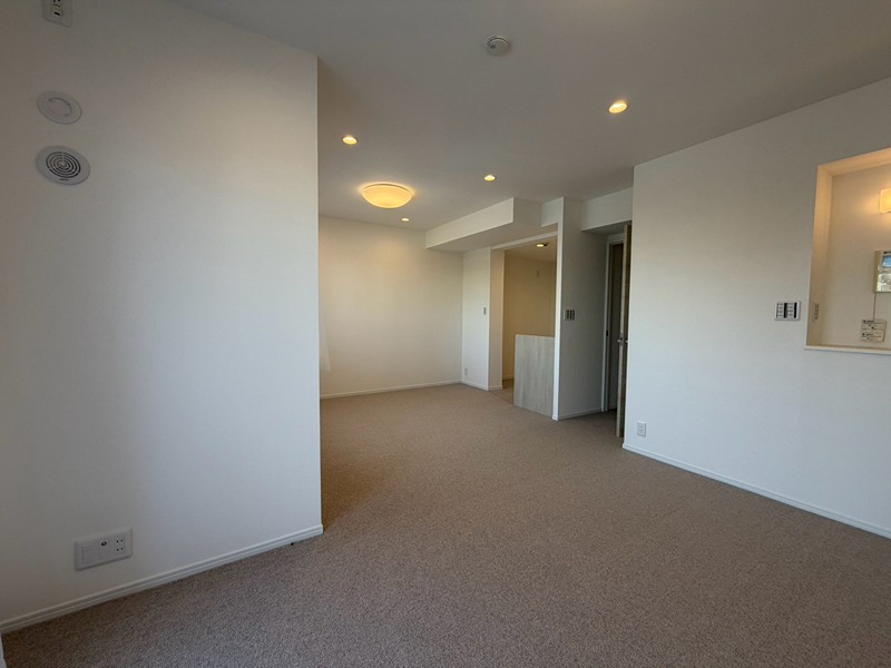神奈川県横浜市鶴見区北寺尾１丁目 内観写真（リビング）