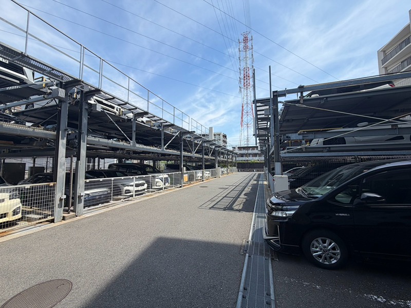 神奈川県横浜市鶴見区矢向１丁目 共用部写真（駐車場）