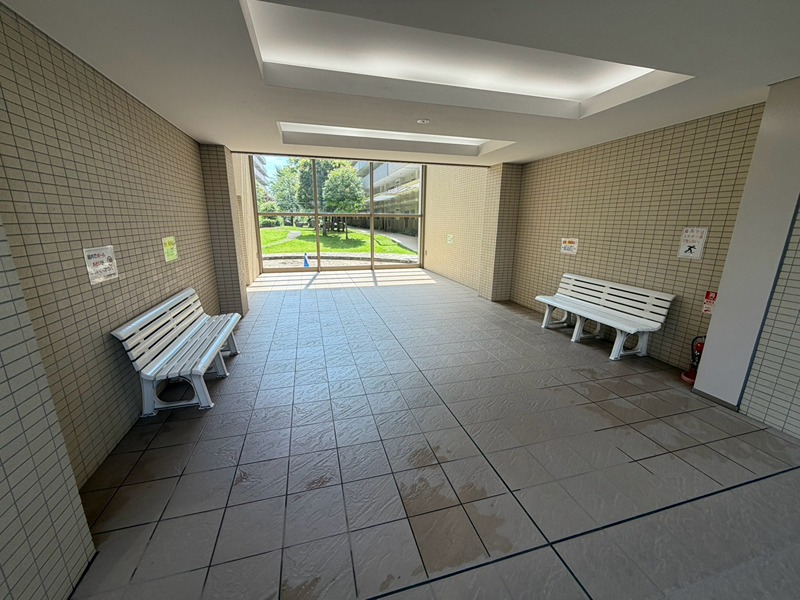 神奈川県横浜市鶴見区矢向１丁目 共用部写真（エントランス）
