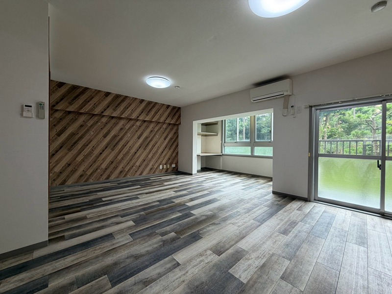 神奈川県横浜市港南区野庭町 内観写真（リビング）