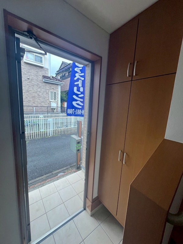 北区日進町1丁目 現地写真（玄関）