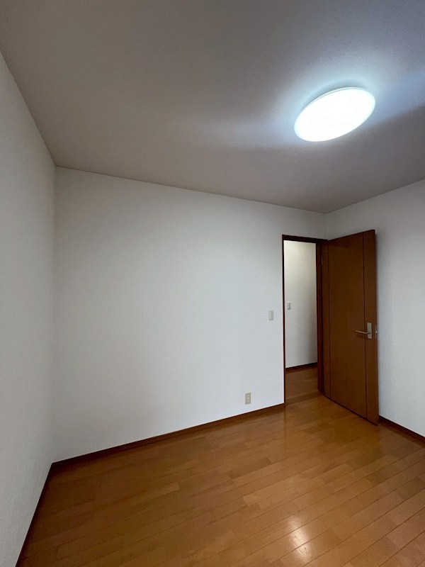 北区日進町1丁目 内観写真（リビング以外の居室）