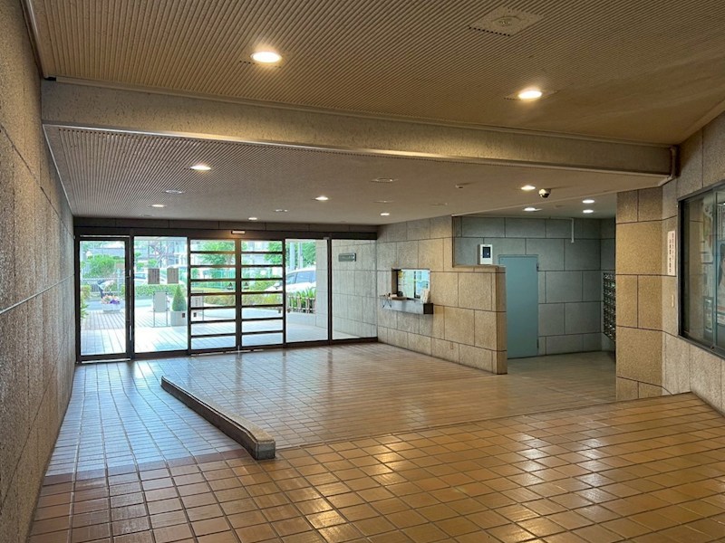 ストークマンション南浦和 共用部写真（エントランス）