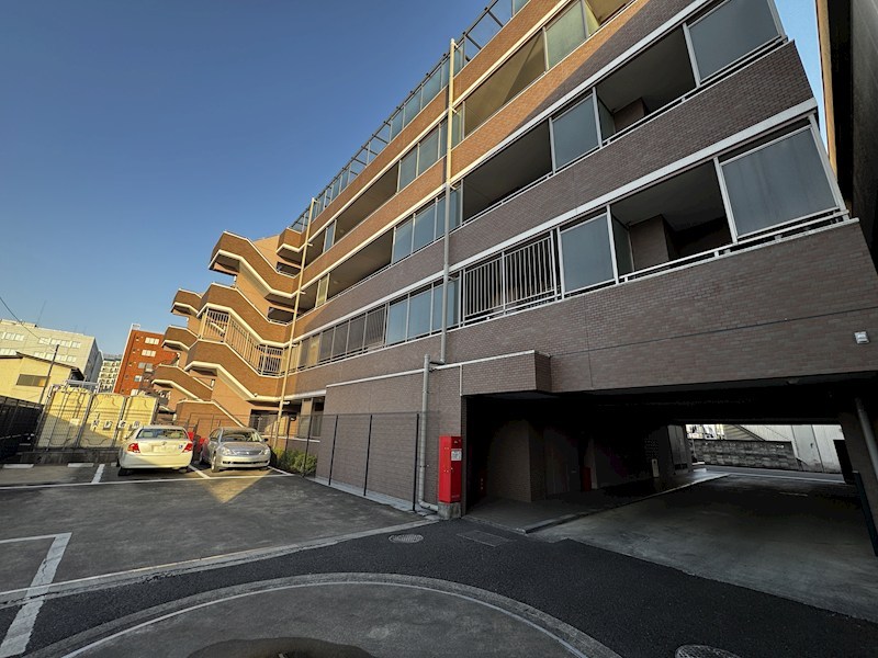 日神パレステージ川越南大塚 共用部写真（駐車場）