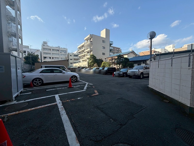 上福岡グロリアハイツ 共用部写真（駐車場）