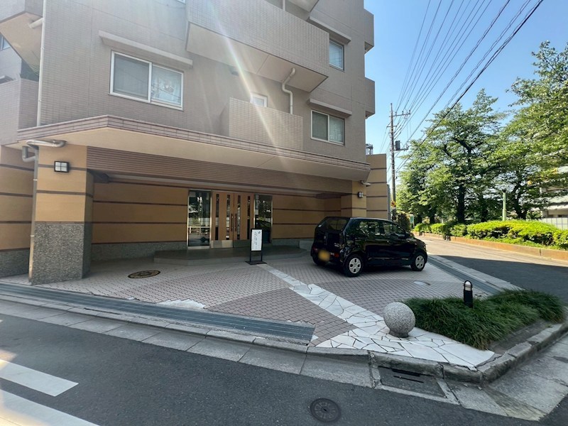 ライフピア蕨南町壱番館 共用部写真（エントランス）