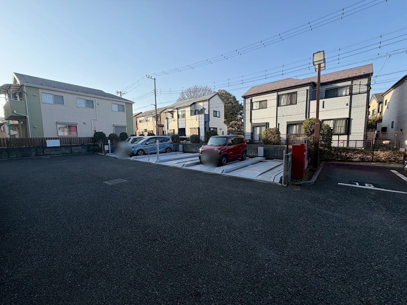 エクセルふじみ野 共用部写真（駐車場）