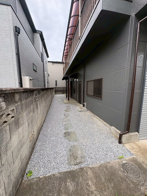 川越市岸町２丁目 現地写真（玄関）