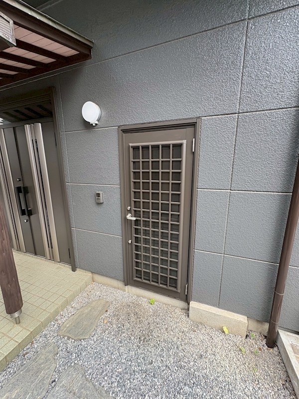 川越市岸町２丁目 現地写真（玄関）