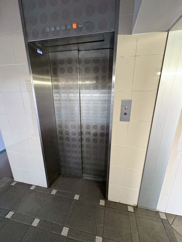 大宮公園ロジュマン 共用部写真（エントランス）