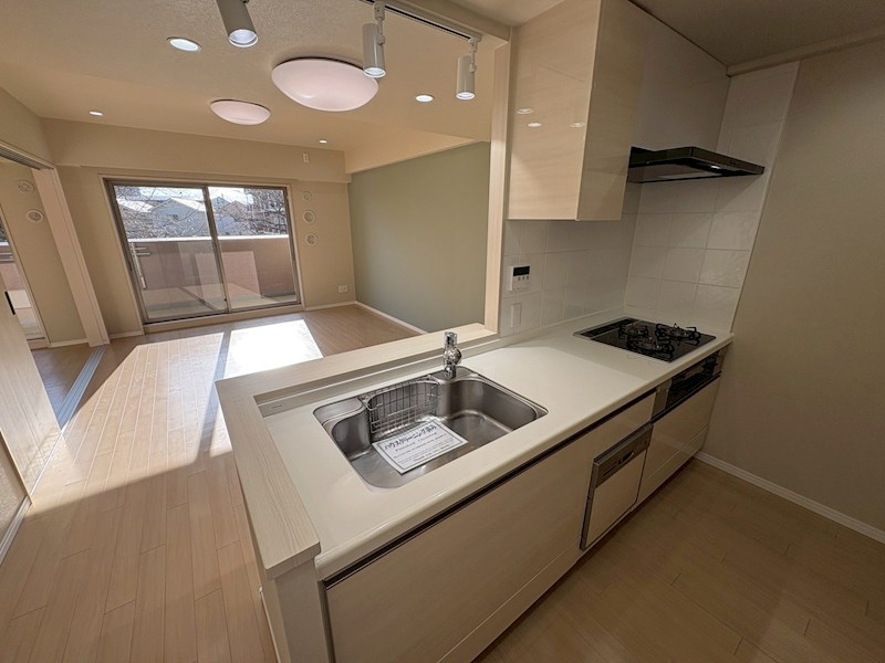 イニシア大宮日進 内観写真（キッチン）