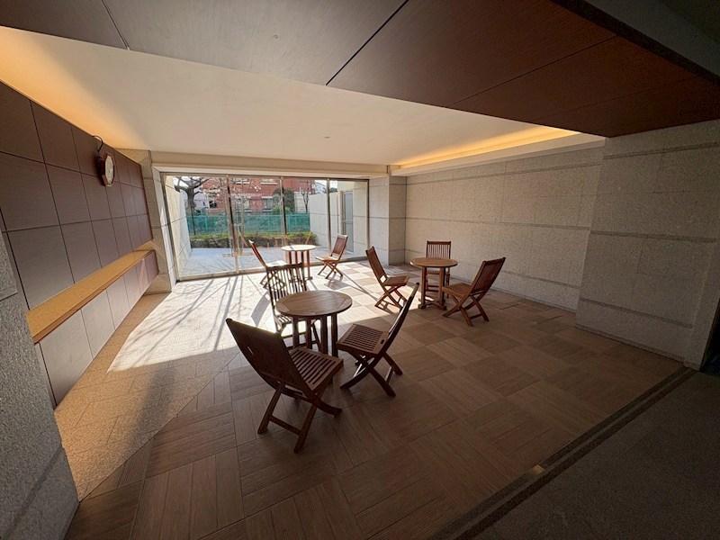 イニシア大宮日進 共用部写真（エントランス）