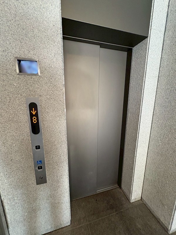 イニシア大宮日進 共用部写真（エントランス）