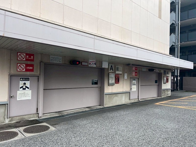 サニークレスト武蔵浦和 共用部写真（駐車場）