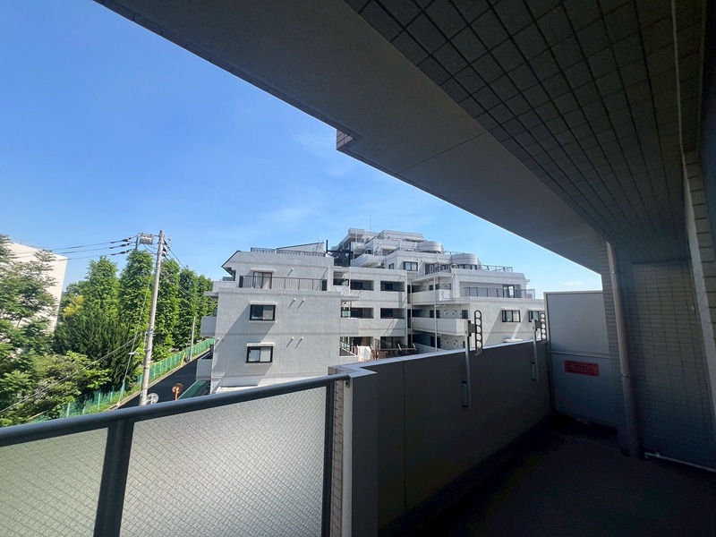 ルピナス蕨 現地写真（バルコニー）