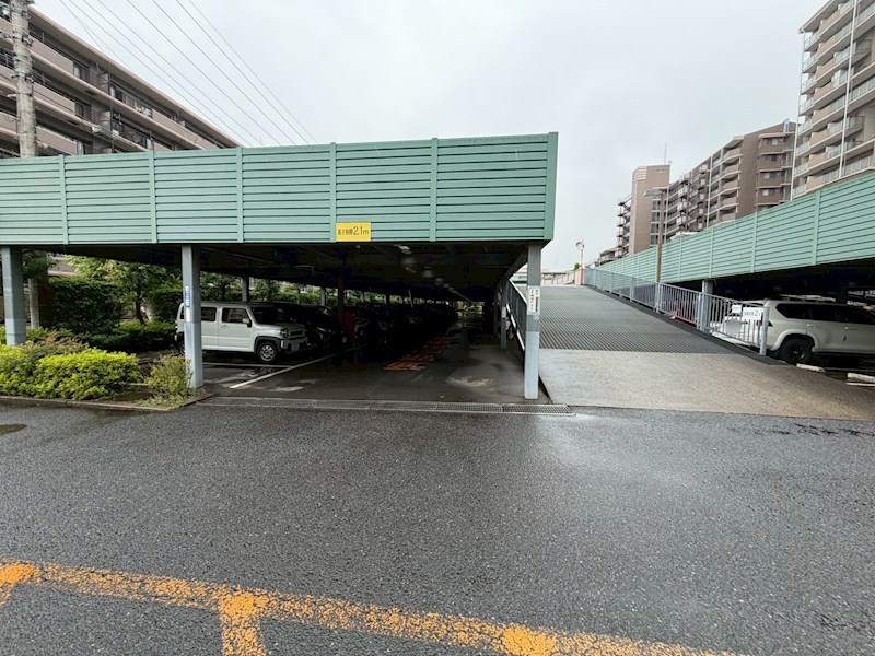 エステ・スクエアふじみ野Ｂ棟 共用部写真（駐車場）