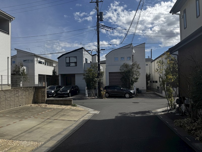 西区西大宮２丁目 現地写真（前面道路含む現地写真）
