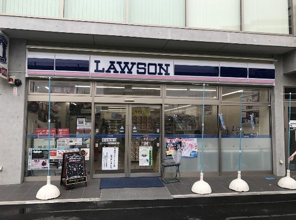 ステイツ北戸田 コンビニ
