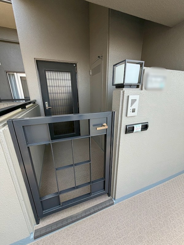 志木・北野 現地写真（玄関）