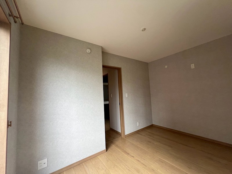 志木市上宗岡１丁目 内観写真（リビング以外の居室）