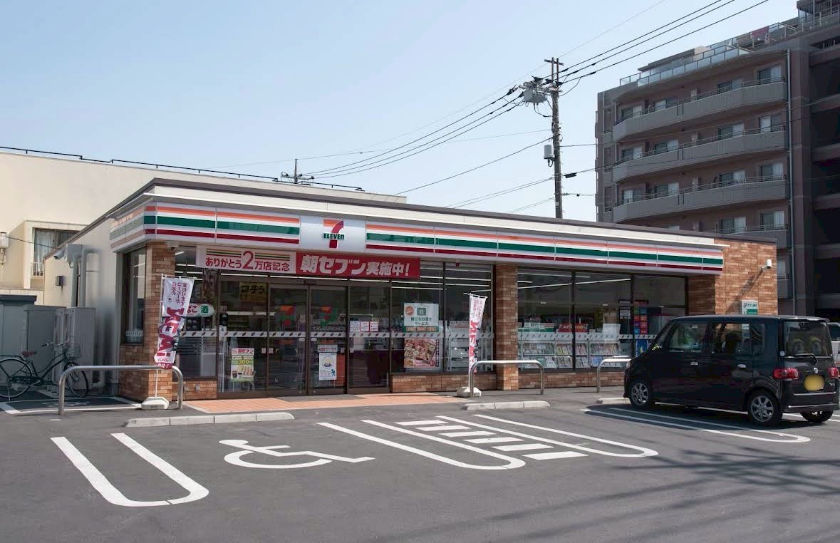 コスモ上福岡プレステージ コンビニ