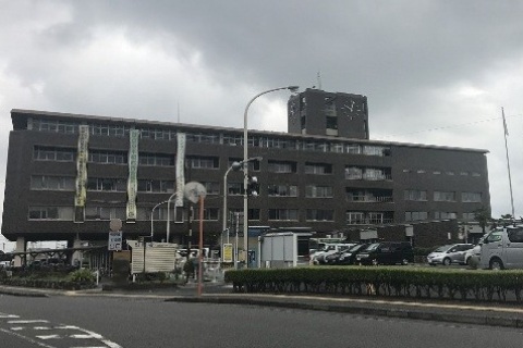 越谷市東柳田町 役所