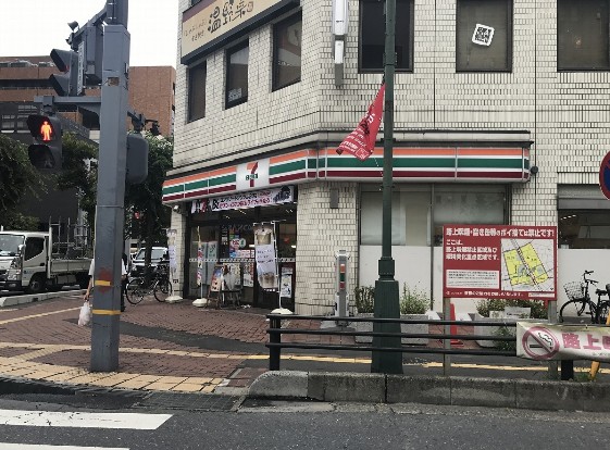 ヴェレーナグラン浦和仲町 コンビニ