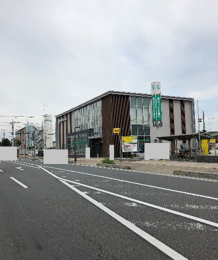 グラン・ドムール吹上 銀行