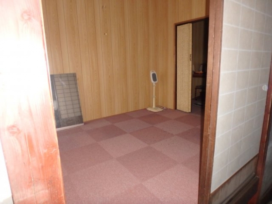 豊岡市小田井町の中古一戸建 内観写真（リビング以外の居室）