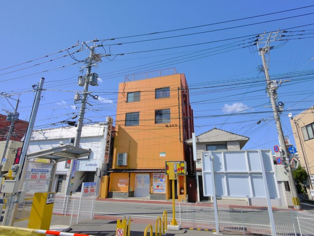 一棟ビル(愛敬町)麺房ビル 現地写真